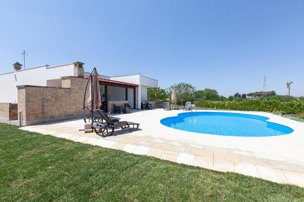 Sogliano Cavour Villa | Villa piscina idromassaggio sauna biliardo m860