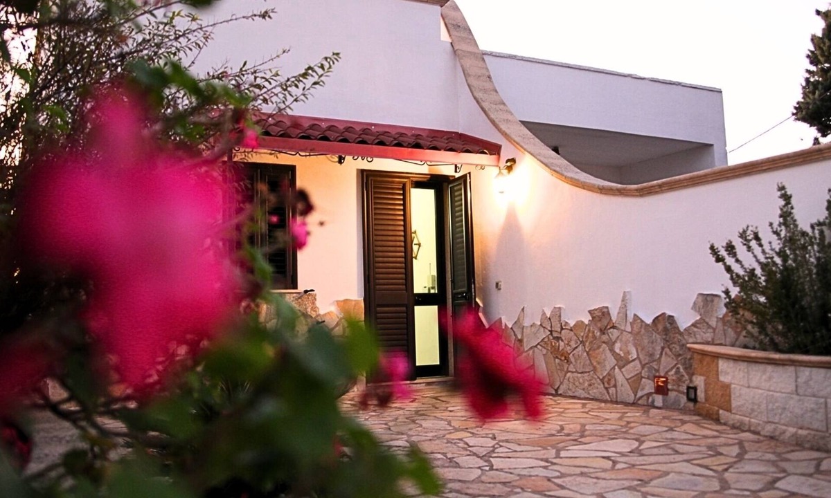 Melendugno House | Villetta Lucia | Holiday Home in SalentoNature and Relaxation a stone's throw from the sea