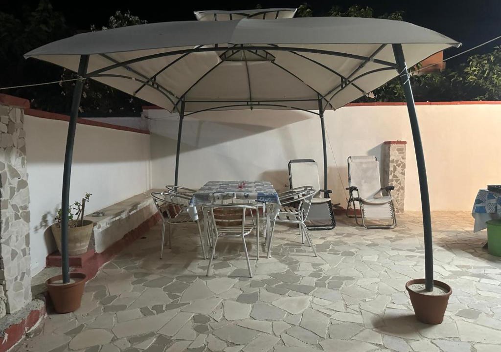 Torre Castiglione Apartment | Villino Nausika fronte mare - B