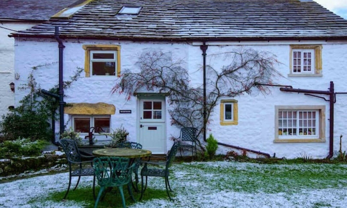 Fourstones Near Bentham Cottage | Westside Cottage Yorkshire Dales National Park 3 Peaks & Lake District