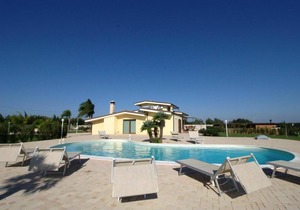 180 m² Villa ∙ 4 bedrooms ∙ 12 guests