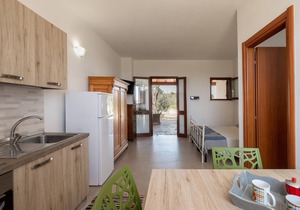 Apartment 'Villa Maddalena - Monolocale 1' close to the Sea with Garden & Wi-Fi