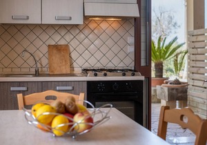 Apartment 'Villa Maddalena - Monolocale 3' close to the Sea with Garden & Wi-Fi