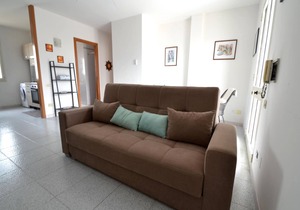 Charming Holiday Home Near The Beach With A Terrace, Parking Available, Pets