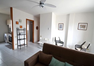 Charming Holiday Home Near The Beach With A Terrace, Parking Available, Pets