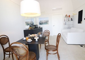 House with swimming pool in historic villa in Monopoli n. 1