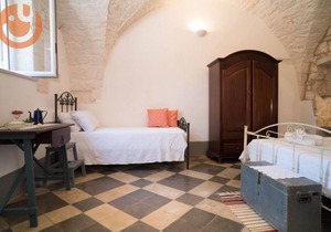 Masseria Fumarola Il Cavaliere II by Typney