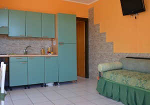 Pet-friendly Apartment Bilo per 4 a Torre Dell Orso PT02 with A/C & Balcony