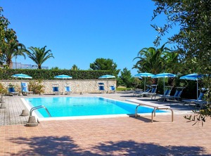 Con Piscina Vicino Al Mare | Montincello