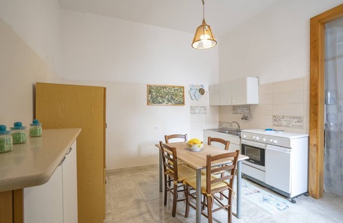 Torre Lapillo Apartment | 100 m² Apartment ∙ 2 bedrooms ∙ 6 guests