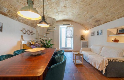 Otranto Historic Centre Bed & Breakfast | 100 m² Bed and breakfast ∙ 2 bedrooms ∙ 127 guests
