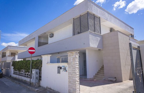 Torre Lapillo House | 120 m² House ∙ 2 bedrooms ∙ 8 guests