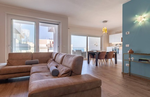 Polignano a Mare House | 128 m² House ∙ 2 bedrooms ∙ 4 guests