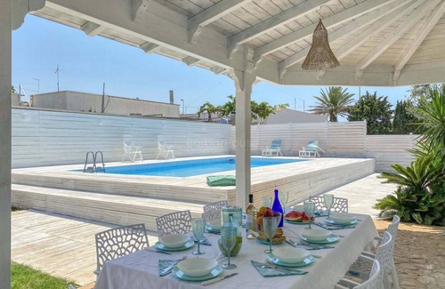 Torre Lapillo House | 180 m² House ∙ 3 bedrooms ∙ 10 guests