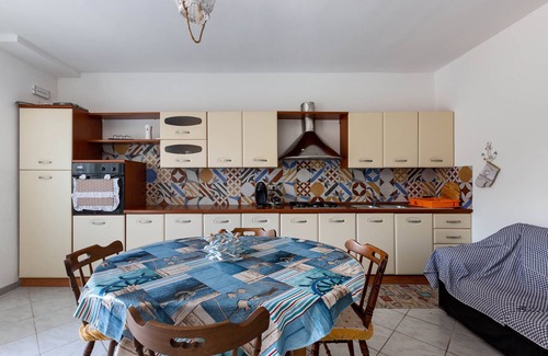 Torre Squillace House | 2060 Villetta Krystle