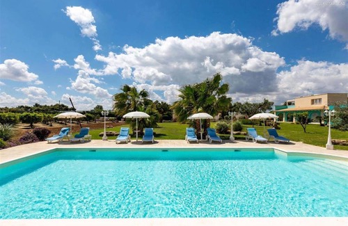Mesagne Villa | 210 m² Villa ∙ 1 bedroom ∙ 13 guests