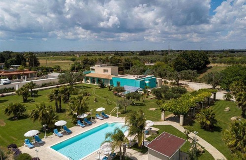 Mesagne Villa | 210 m² Villa ∙ 1 bedroom ∙ 13 guests