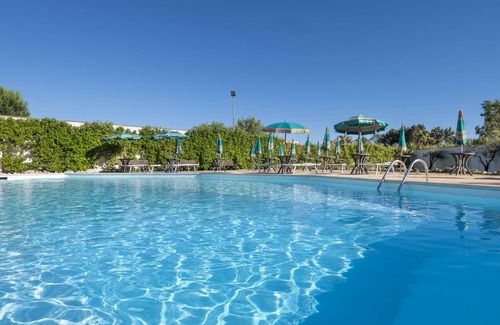 Cerfignano Villa | 230 m² Villa ∙ 5 bedrooms ∙ 16 guests