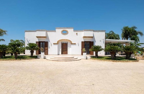 Melissano Villa | 240 m² Villa ∙ 6 bedrooms ∙ 17 guests