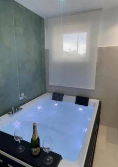 Municipio 4 Bed & Breakfast | 25 m² Bed and breakfast ∙ 4 guests
