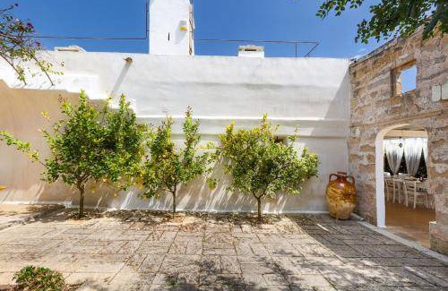 Alezio Bed & Breakfast | 300 m² Bed and breakfast ∙ 7 bedrooms ∙ 18 guests