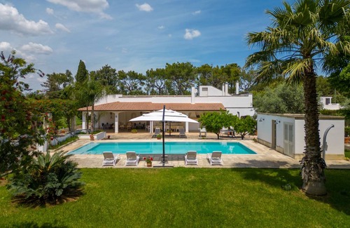 Monteroni di Lecce Villa | 300 m² Villa ∙ 5 bedrooms ∙ 12 guests