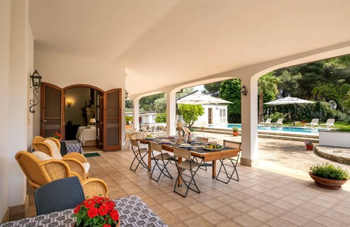 Monteroni di Lecce Villa | 300 m² Villa ∙ 5 bedrooms ∙ 12 guests