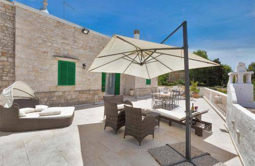 Laureto Villa | 350 m² Villa ∙ 5 bedrooms ∙ 12 guests