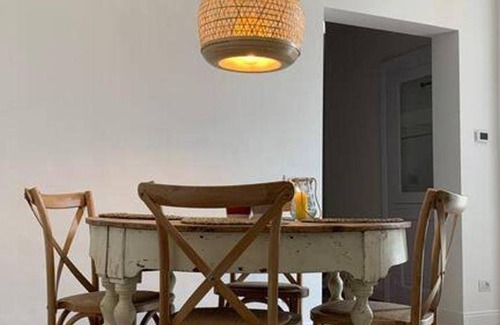 Municipio 4 Apartment | 40 m² Apartment ∙ 1 bedroom ∙ 3 guests