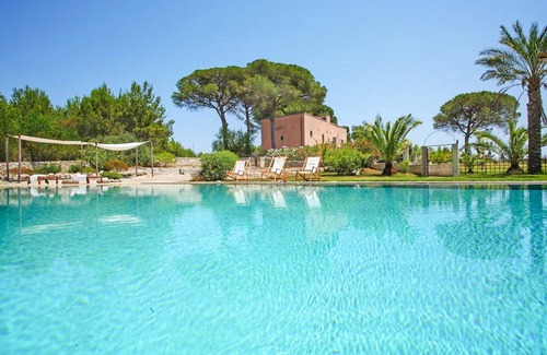 Carpignano Salentino Villa | 450 m² Villa ∙ 8 bedrooms ∙ 16 guests