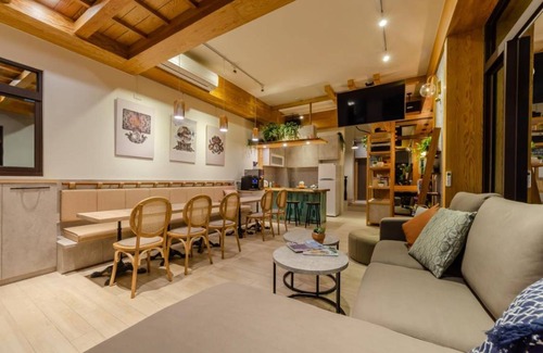 Yuanshan Hotel | 50 m² Motel ∙ 4 bedrooms ∙ 18 guests