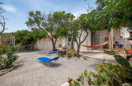 Torre Castiglione Villa | 50 m² Villa ∙ 2 bedrooms ∙ 7 guests