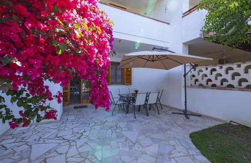 Torre Saracena House | 70 m² House ∙ 1 bedroom ∙ 4 guests
