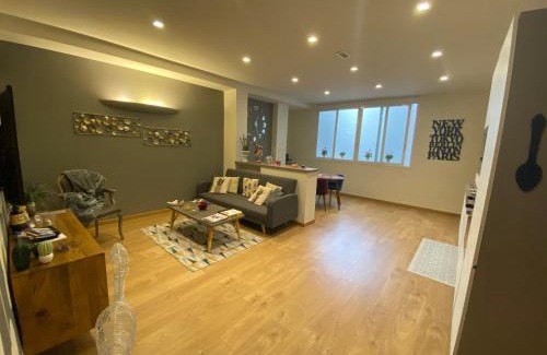 Bari City Centre Apartment | 70's Luxury Cavour