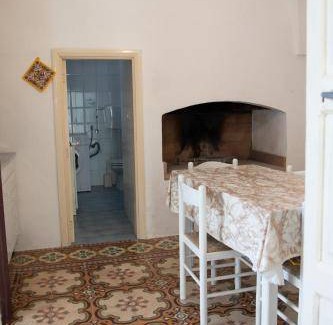Felline House | 80 m² House ∙ 2 bedrooms ∙ 4 guests