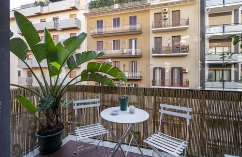 Bari City Centre Apartment | 90 m² Apartment ∙ 2 bedrooms ∙ 4 guests