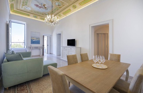 Old Town Cisternino House | 90 m² House ∙ 2 bedrooms ∙ 5 guests
