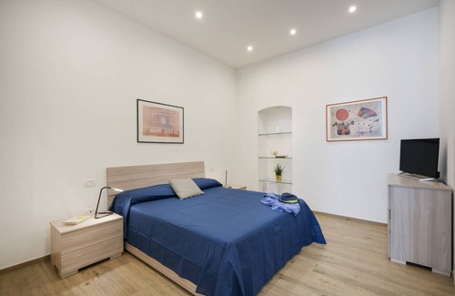 Bari City Centre Apartment | 95 m² Apartment ∙ 1 bedroom ∙ 4 guests