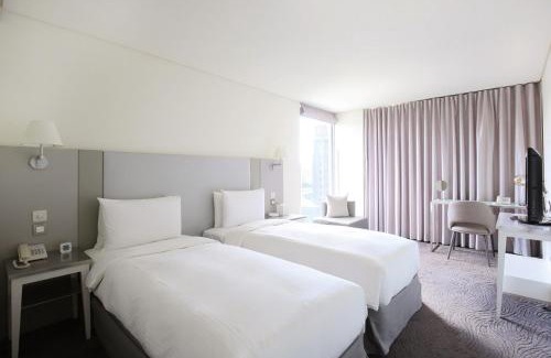 Zhongshan Hotel | Ambience Hotel Taipei