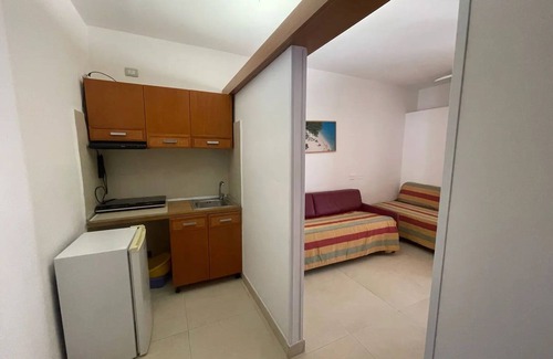 Peschici Apartment | Apartment 'Maritalia 3' with Private Terrace, Private Garden and Air Conditioning