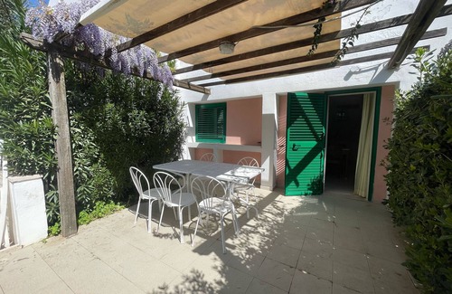 Peschici Apartment | Apartment 'Maritalia 1' with Private Terrace, Private Garden and Air Conditioning