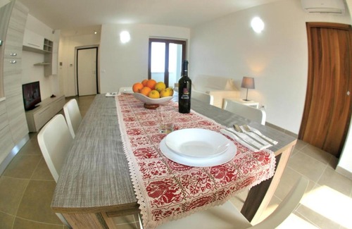 Rodi Garganico Apartment | Appartamento azzurro