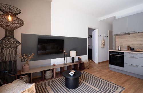 Taranto Apartment | Appartamento con vista mozzafiato dalla finestra