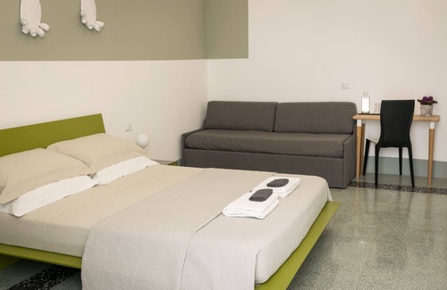 Lecce Historic Center Bed & Breakfast | B & B Le Giravolte Historical Center Lecce