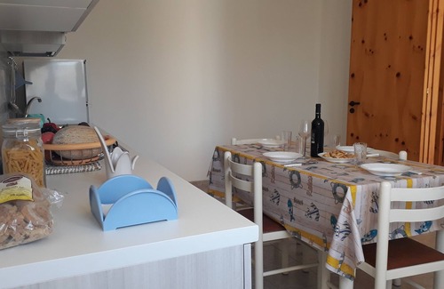 San Foca Apartment | Charming Holiday Home Near The Beach With A Terrace Parking Available, Pets