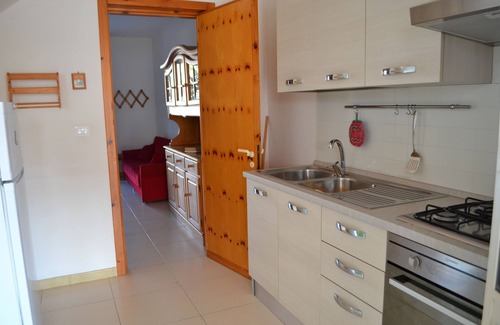 San Foca Apartment | Cosy Apartment near the Beach with Patio & Balcony