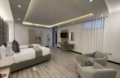 Bole Bed & Breakfast | Hammer Luxury Guesthouse