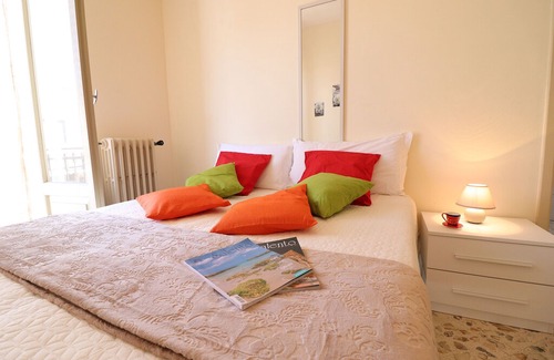 Otranto Apartment | Holiday Apartment with Wi-Fi, Air Conditioning and Balcony; Parking available; Pets allowed