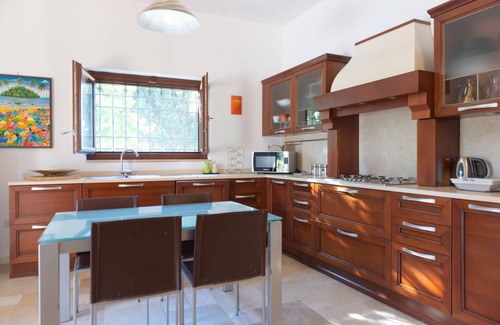 Martina Franca House | Holiday Home in Itria Valley with Pool