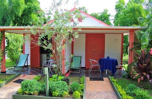 Foulpointe Apartment | Homerez - Studio for 2 ppl. with sea view, garden and terrace at Foulpointe